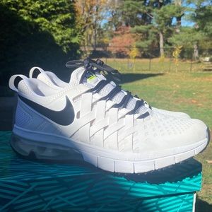 Nike fingertrap max - men’s size 9 1/2